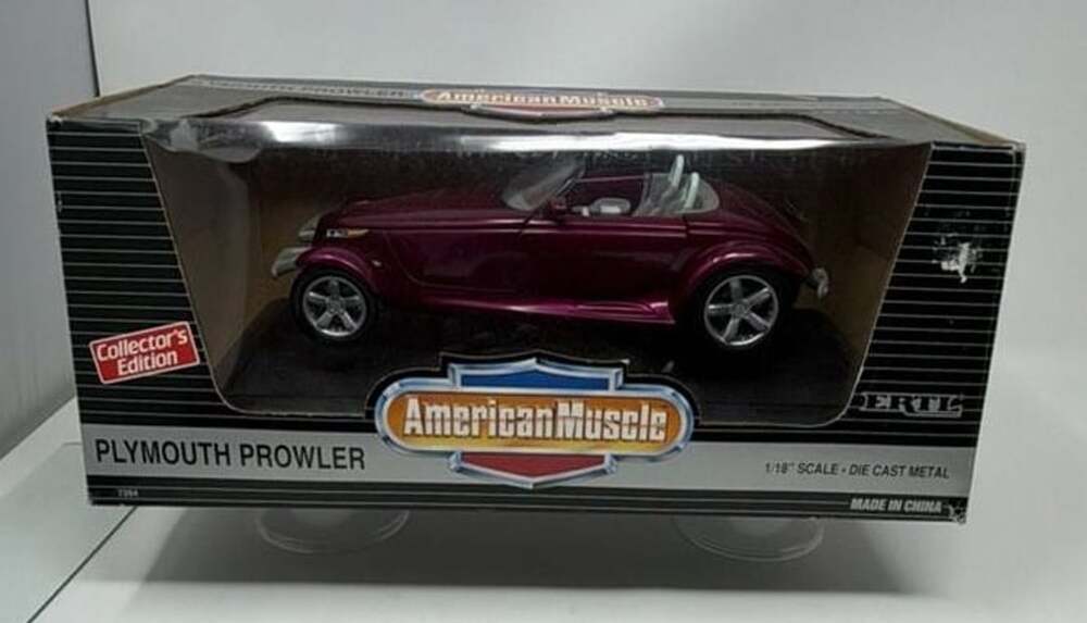 Ertl American Muscle Plymouth Prowler 1:18 Scale Die Cast Metal Collector's Edit